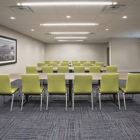 Holiday Inn Express - Mccook By Ihg Exterior foto